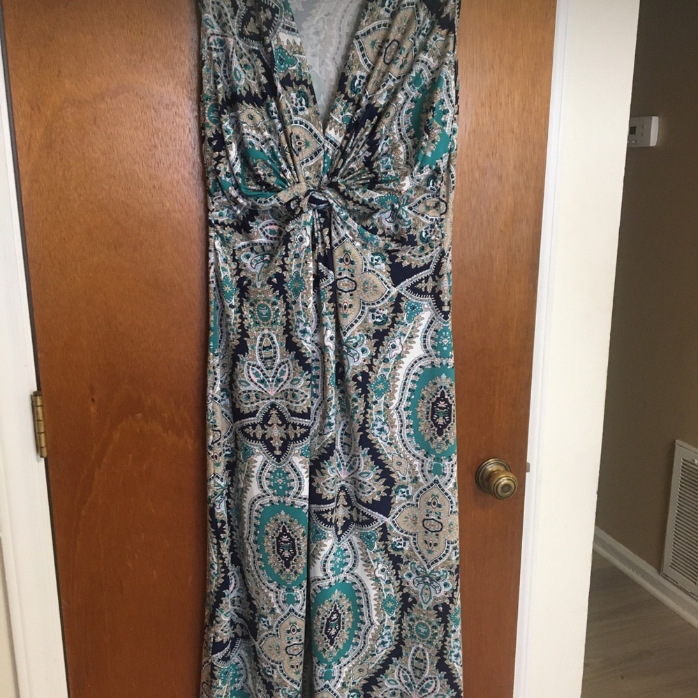 Preowned Soft surroundings Petite medium  sleeveless long dress